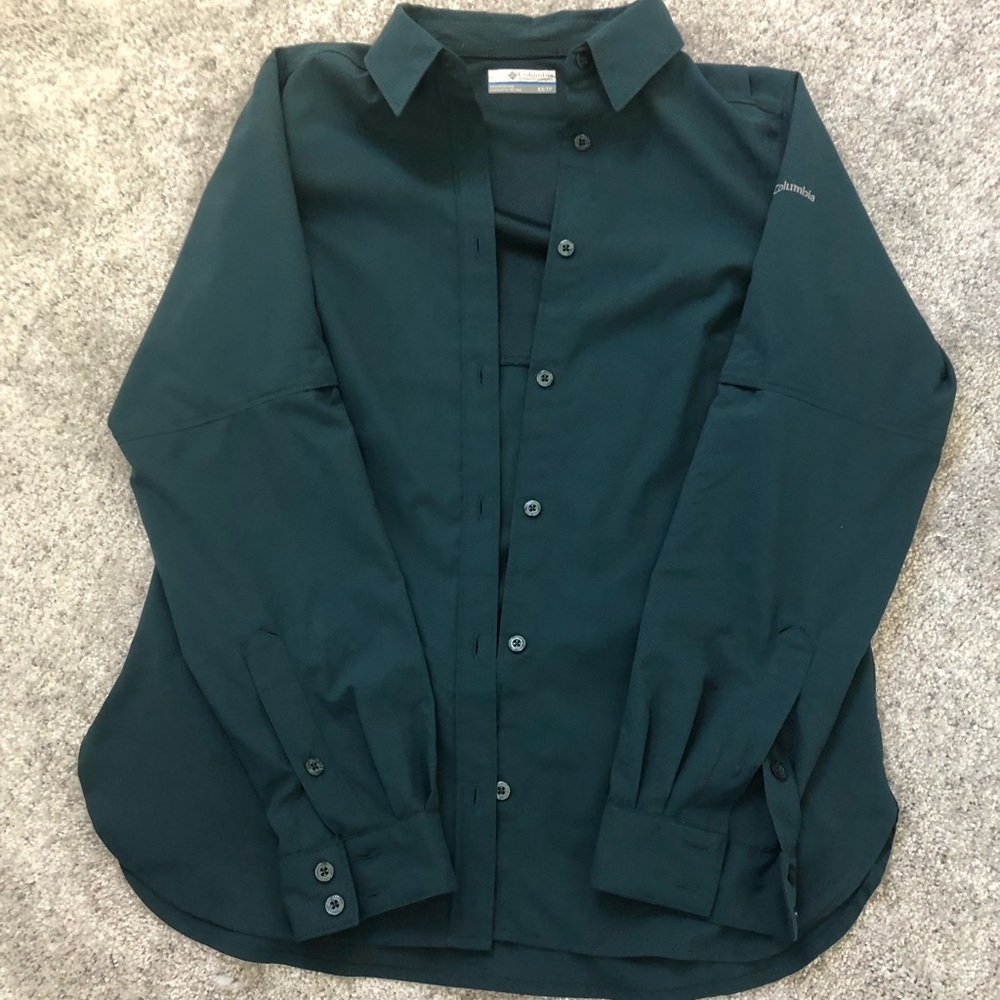 Columbia Womens teal button down cargo shirt size XS